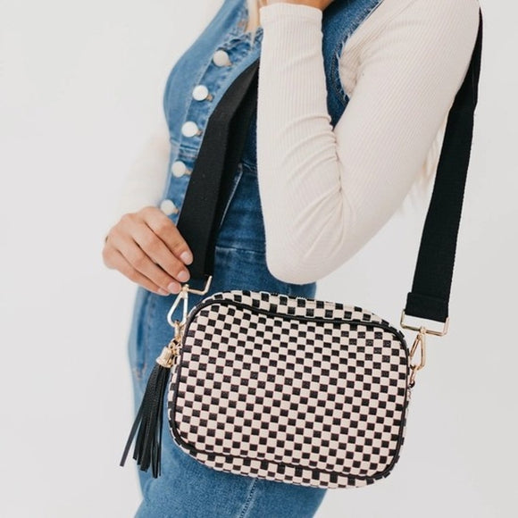 Black White Check Woven Camera Crossbody Bag Adjustable Strap Tassel