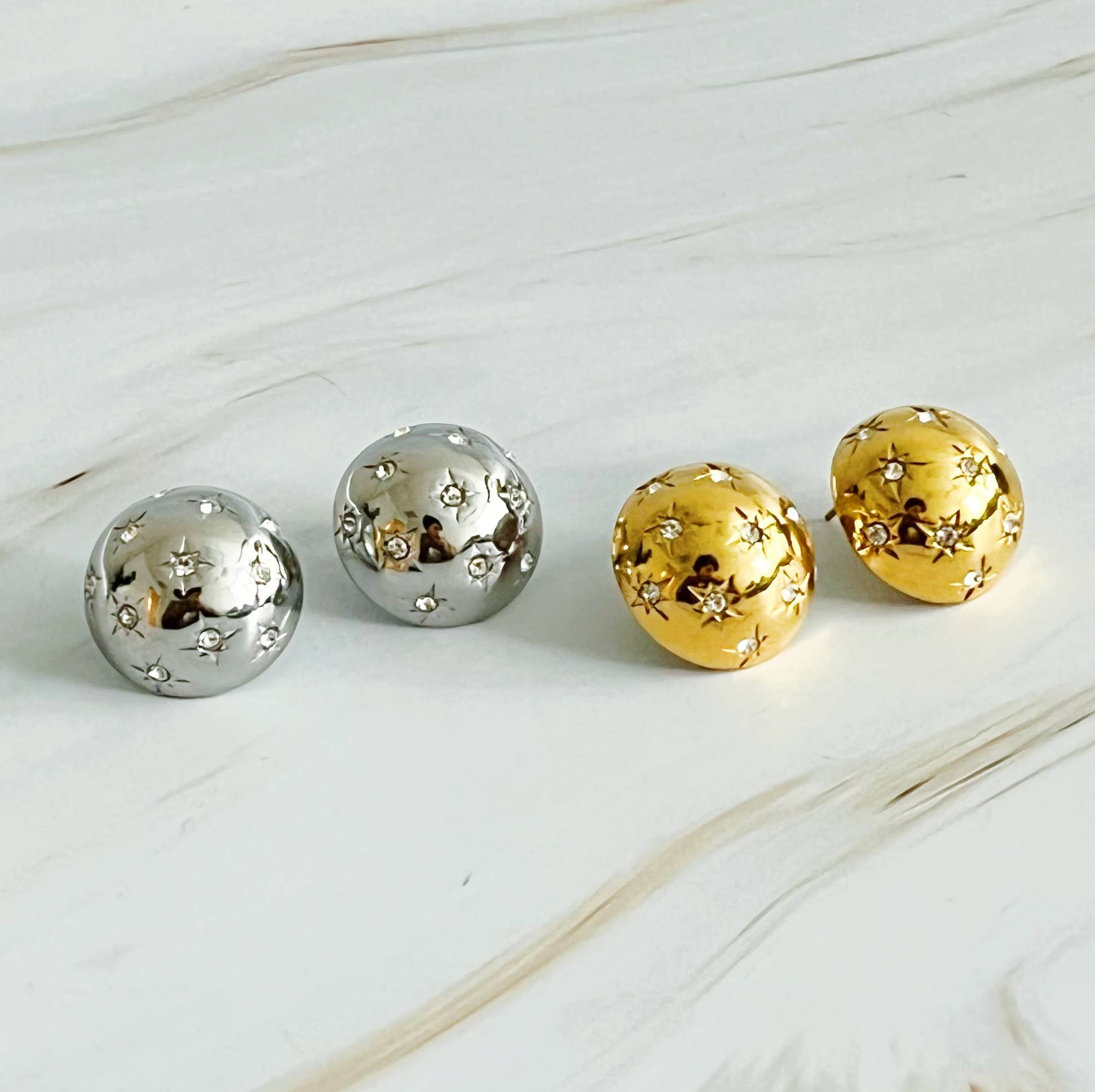 Starlight Sphere Stud Earrings – Silver