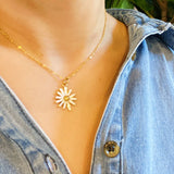 Sweet Daisy Necklace Pink