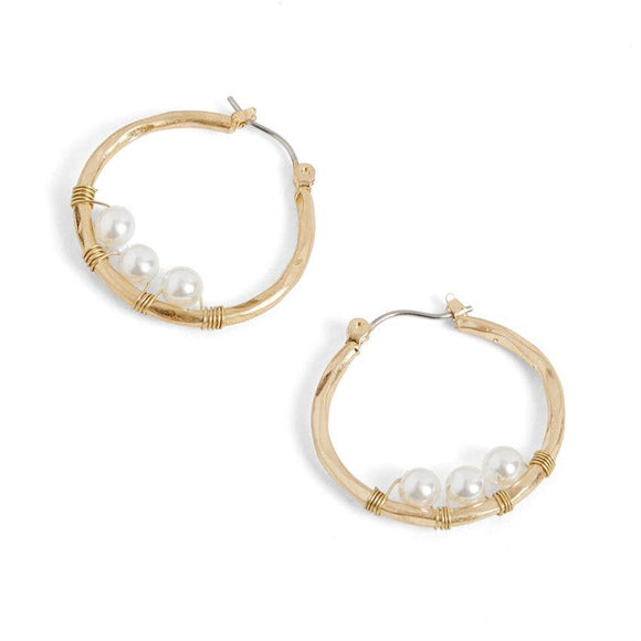 Gold Wavy Hoop Pearls Earrings