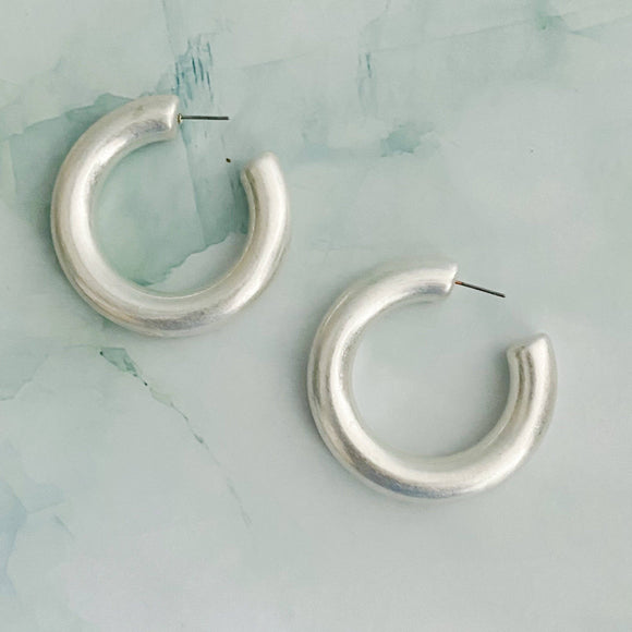 Round And Smooth Large Hoop Earrings Silver