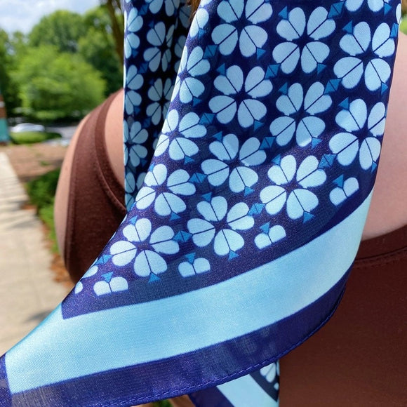 Four Petal Clover Scarf Blue Border