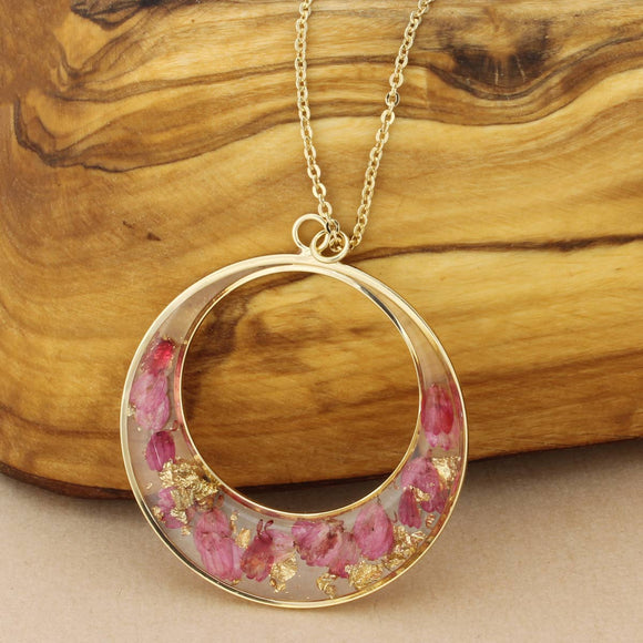 Cottage Floral Circle Dried Flower Necklace