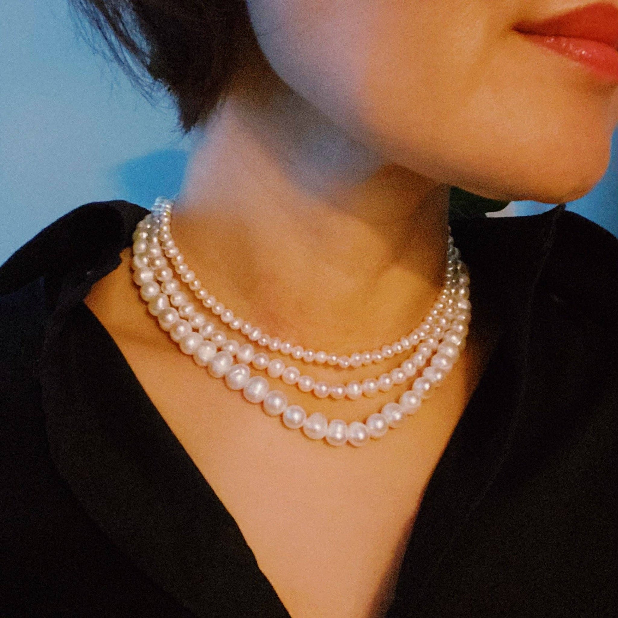 Clover Clasp Genuine Freshwater Pearl Necklace