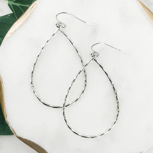 Twisted Metal Teardrop Dangle Earrings