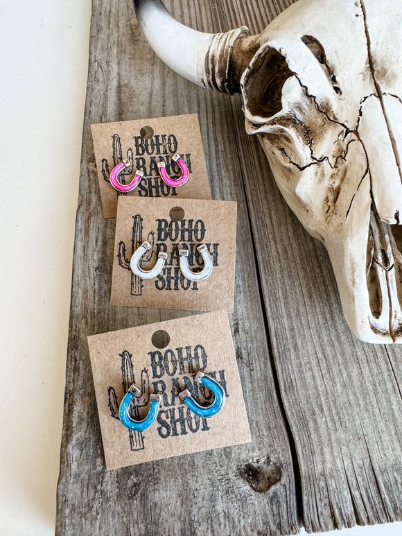 Western Stone Stud Earrings Horseshoe Iridescent Blue
