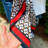 Four Petal Clover Scarf Red Border