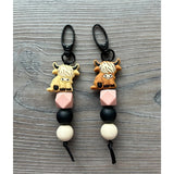 Western Country Highland Cow Silicone Beaded Keychain Bag Charm Brown