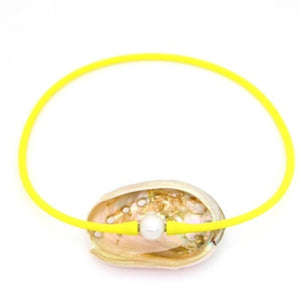 Janis The Pearl Silicone Freshwater Pearl Necklaces Waterproof Lemon Yellow