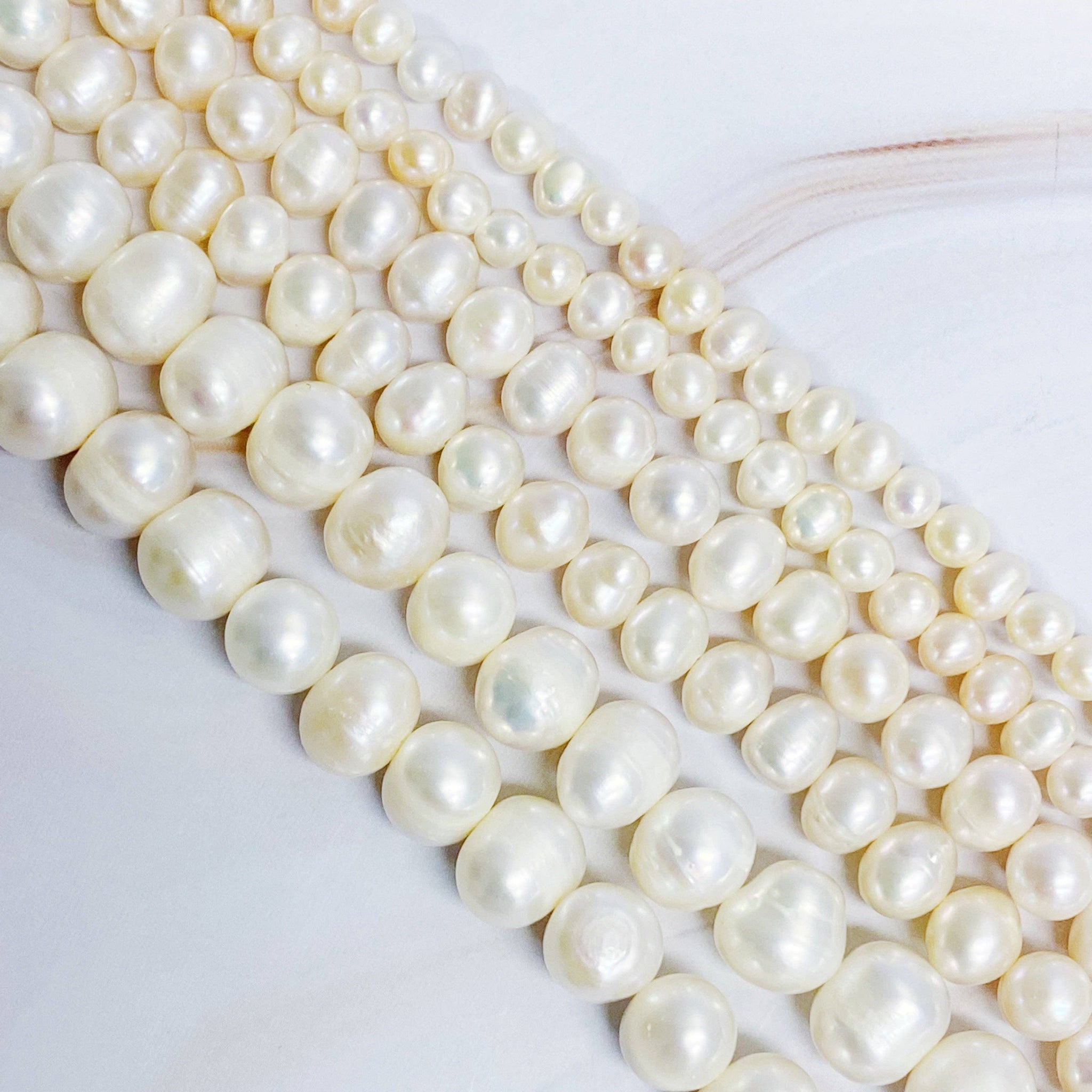 Clover Clasp Genuine Freshwater Pearl Necklace