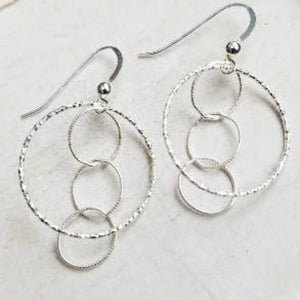 Sterling Silver Diamond Cut Interlocking Circles Earrings